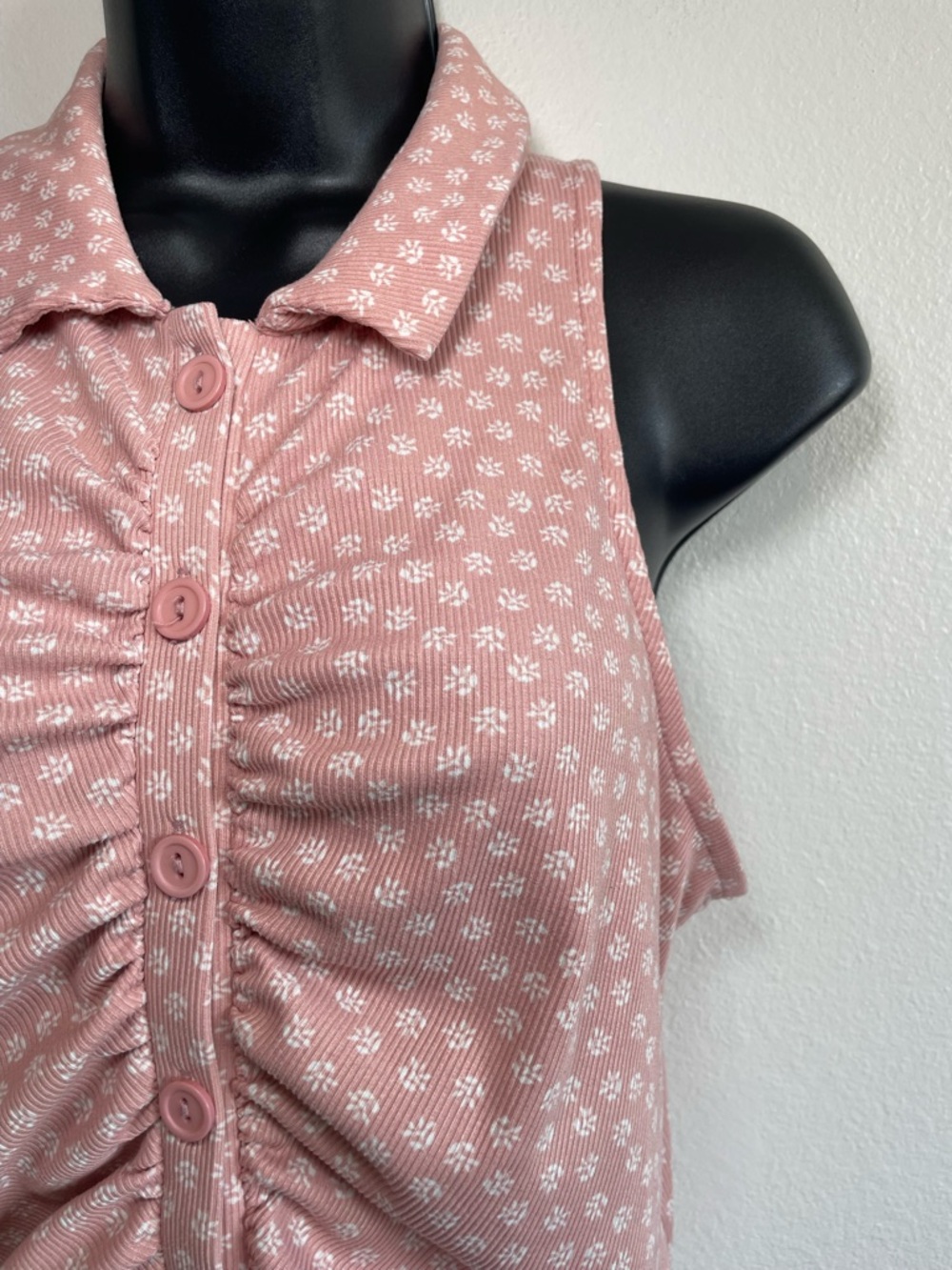 Skönhet Pink Floral Ribbed Ruched Button Front Tank Top Size Large - Picture 5 of 9